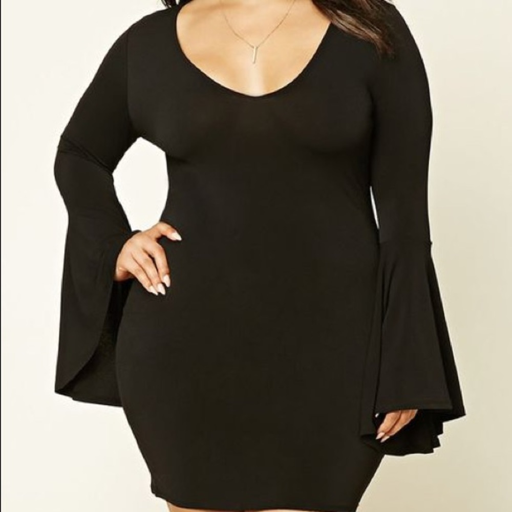 Black bell sleeve fitted dress